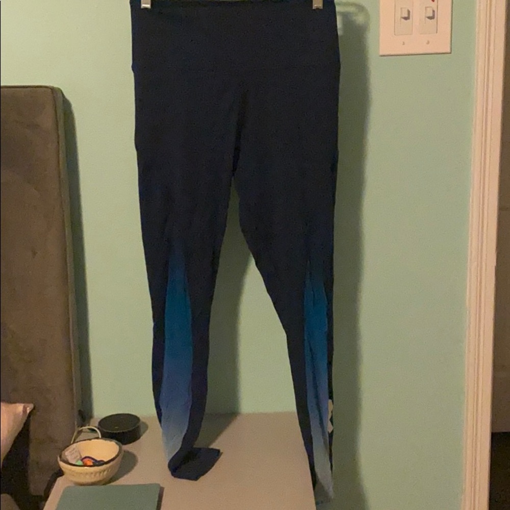 Pink leggings (color blue)
